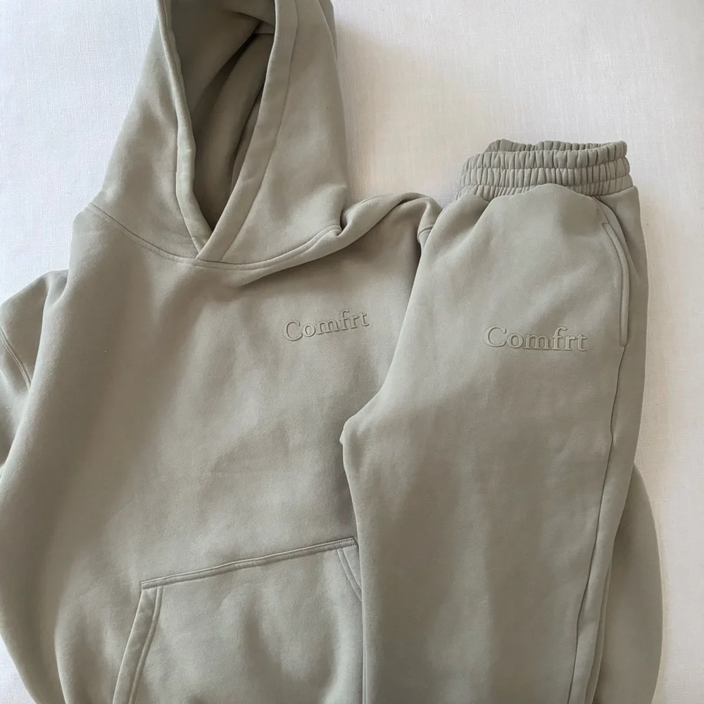 Comfrt Matching Set - Picture 6 of 6